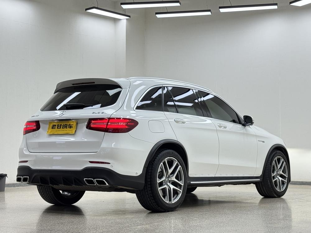 Mercedes-Benz GLC AMG Модель 2018 года AMG GLC 63 4MATIC+ – фото 7