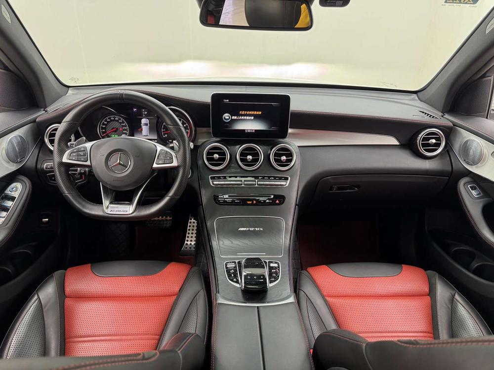 Mercedes-Benz GLC AMG Модель 2018 года AMG GLC 63 4MATIC+ – фото 12
