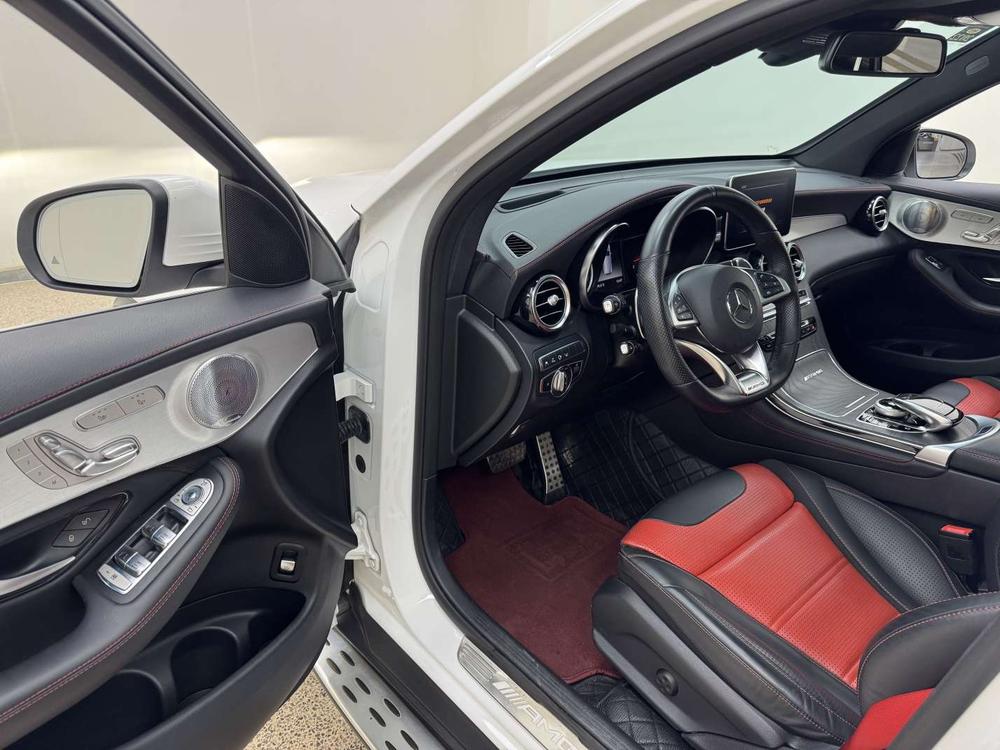 Mercedes-Benz GLC AMG Модель 2018 года AMG GLC 63 4MATIC+ – фото 21