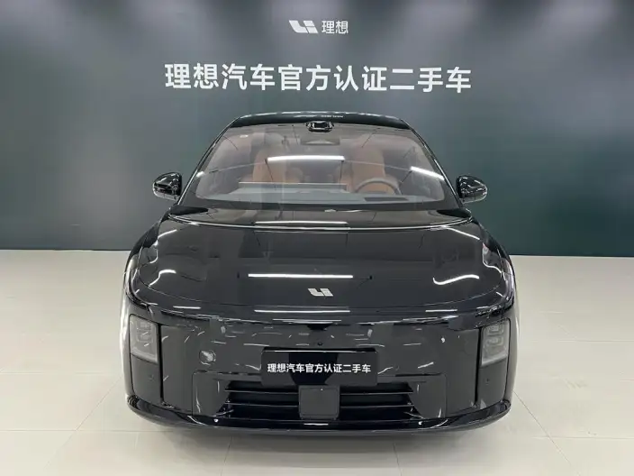 Li Auto i8 2025 Model Standard Edition – фото 2