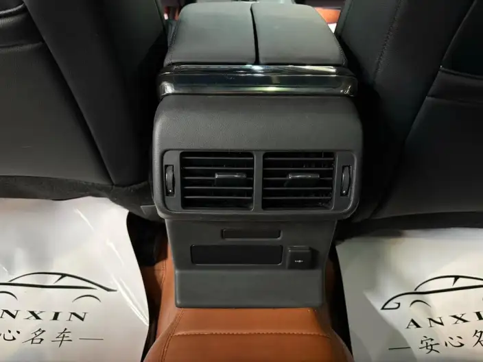 Range Rover Velar 2023 Model 250PS – фото 7