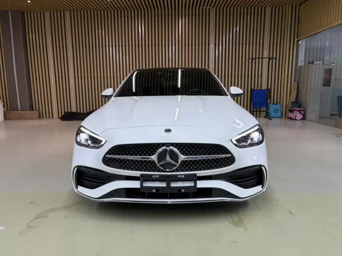 Mercedes-Benz C-Class 2023 Model C 260 L – фото 2