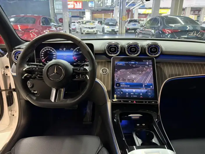 Mercedes-Benz C-Class 2023 Model C 260 L – фото 10