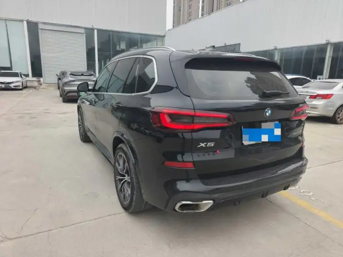 BMW X5 2022 Model Facelift xDrive 30Li Exclusive Model M Sports Set – фото 4