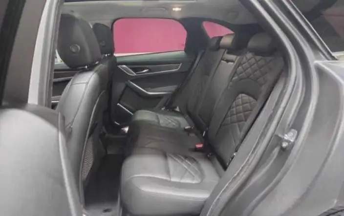 Jaguar F-PACE 2023 Model P250 HSE – фото 9