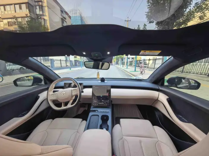 NIO ET5T 2024 Model 75kWh – фото 8