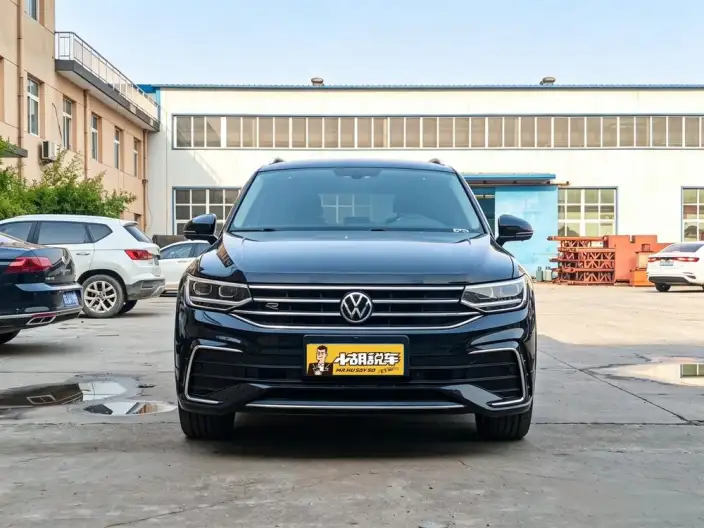 Volkswagen Tiguan L 2022 Model 330TSI Automatic 2WD R-Line Enjoy the version more – фото 2