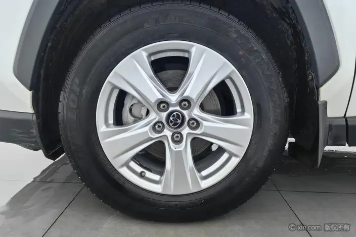 Toyota RAV4 2024 Model 2.0L CVT 2WD Urban Edition – фото 8