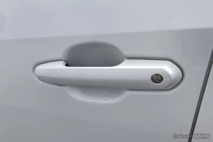 Toyota RAV4 2024 Model 2.0L CVT 2WD Urban Edition – фото 9