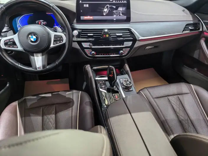 BMW 5 Series 2022 Model 530Li Leading Model M Sports Set – фото 9