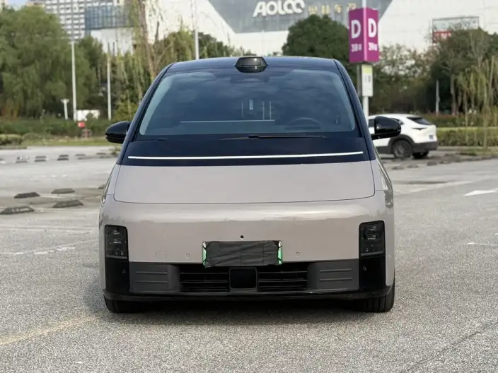 Li Auto MEGA 2024 Model Ultra Edition – фото 2