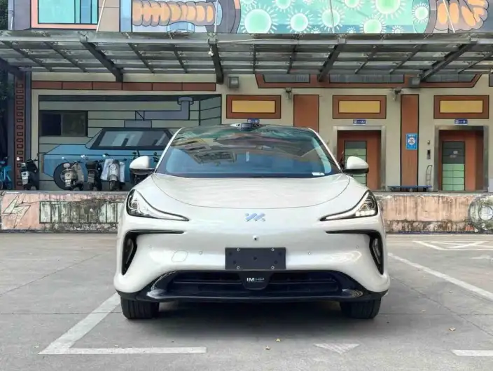 IM LS6 2023 Model Max Standard Edition