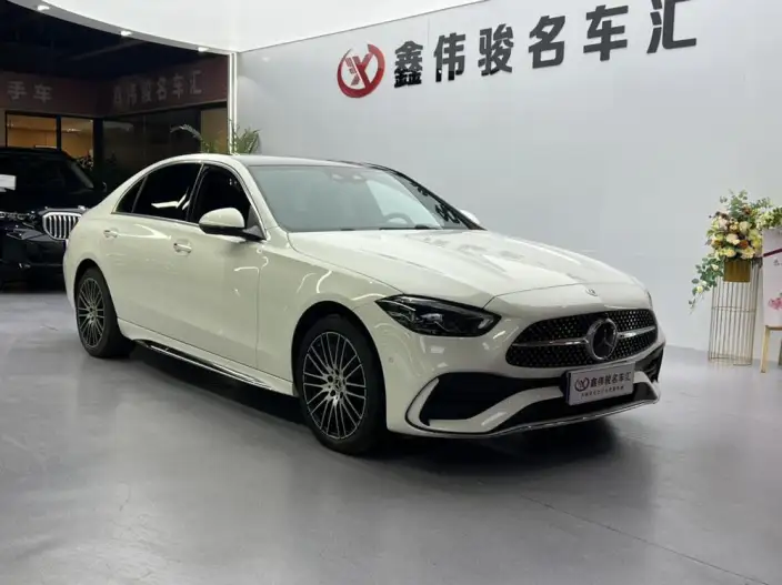 Mercedes-Benz C-Class 2026 Model C 260 L Sports sedan – фото 3