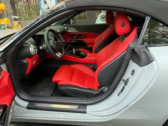 Mercedes-Benz SL-Class AMG 2024 Model AMG SL 63 4MATIC+ – фото 10
