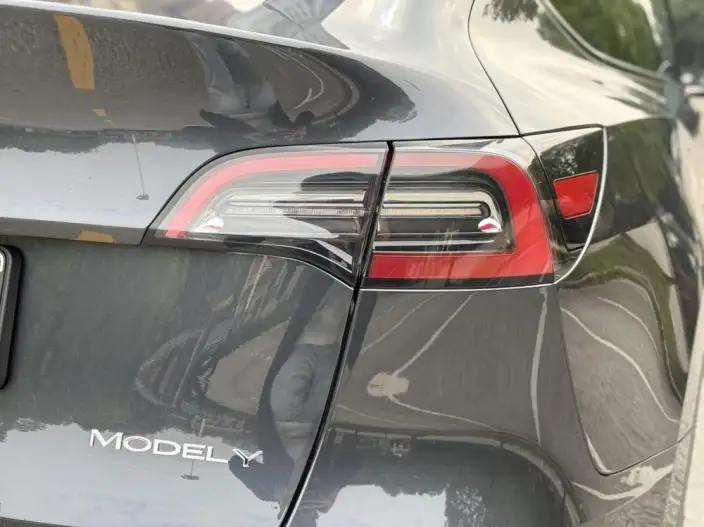 Model Y 2024 Model Rear-wheel drive version – фото 9