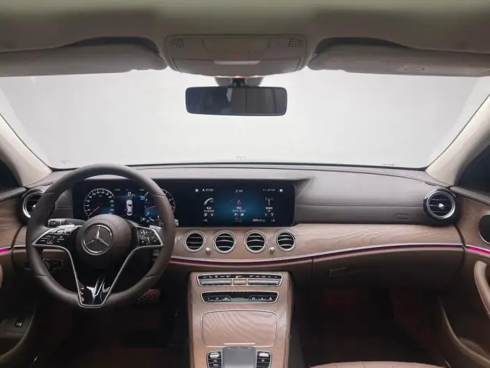 Mercedes-Benz E-Class 2022 Model E 300 L Fashion Model sedan – фото 5