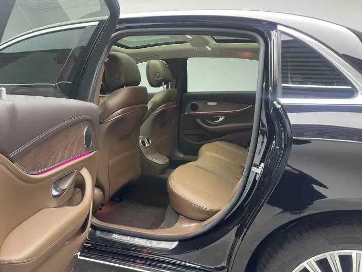 Mercedes-Benz E-Class 2022 Model E 300 L Fashion Model sedan – фото 8