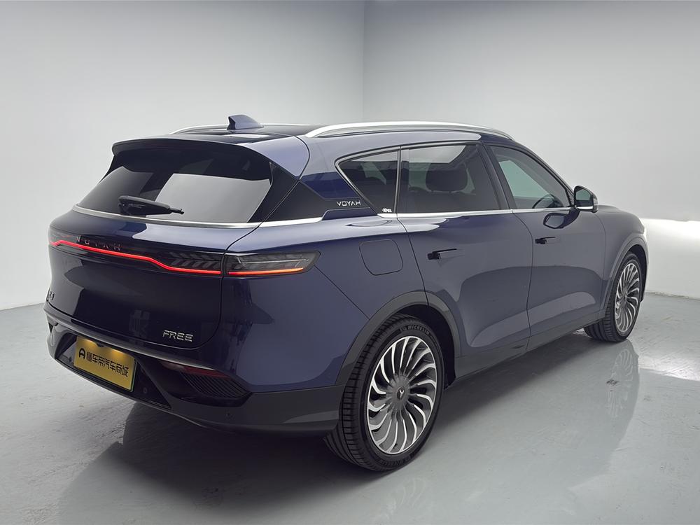 VOYAH FREE 2021 AWD Standard Extended-Range Exclusive Luxury Pack – фото 7