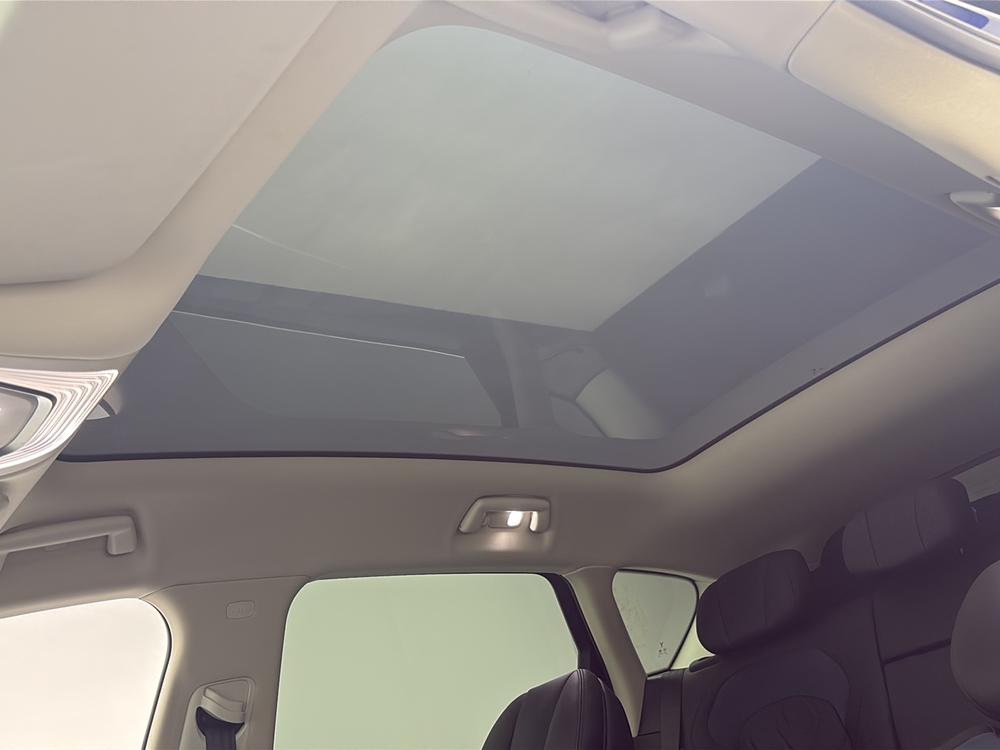 VOYAH FREE 2021 AWD Standard Extended-Range Exclusive Luxury Pack – фото 19