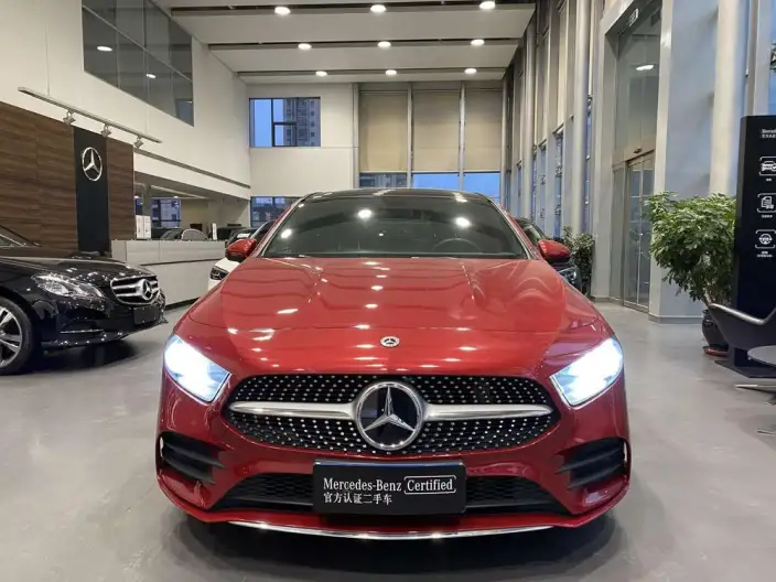 Mercedes-Benz A-class 2022 Model A 180 L – фото 2