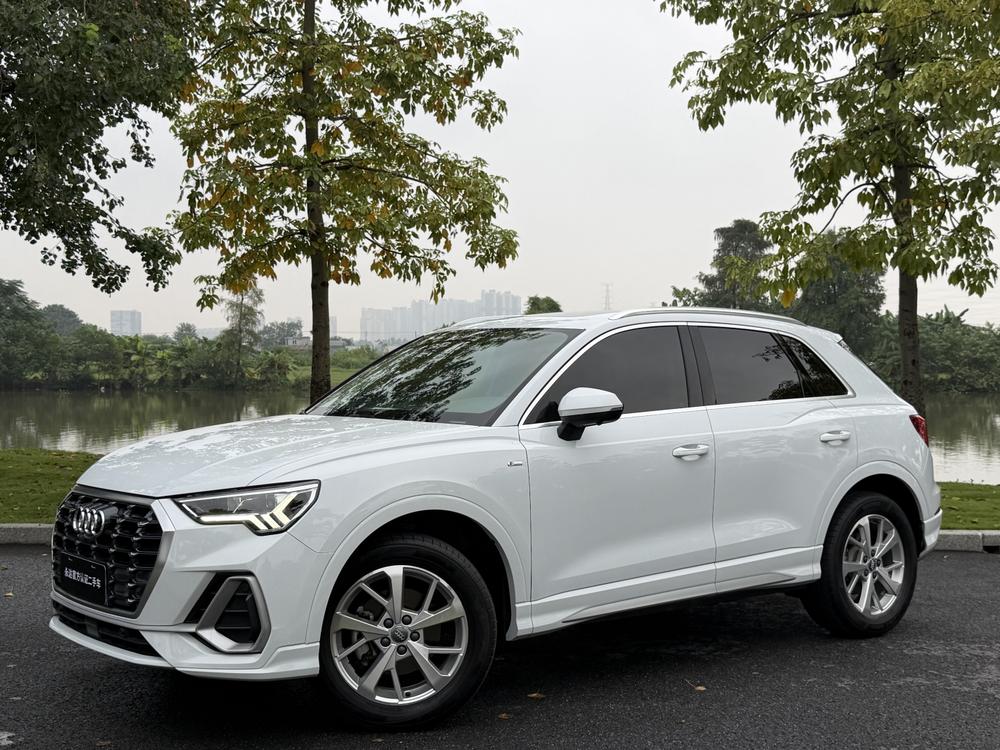 Audi Q3 2020 35 TFSI Advanced Sport – фото 1