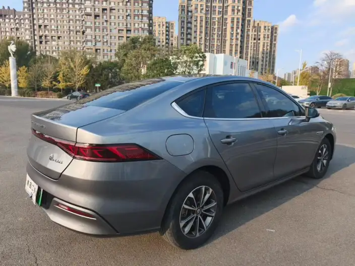 BYD Qin PLUS DM 2023 Model DM-i Champion Edition 55KM Leading Model – фото 6