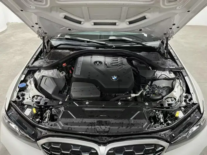 BMW 3 Series 2025 Model 325Li M Sports Set – фото 10