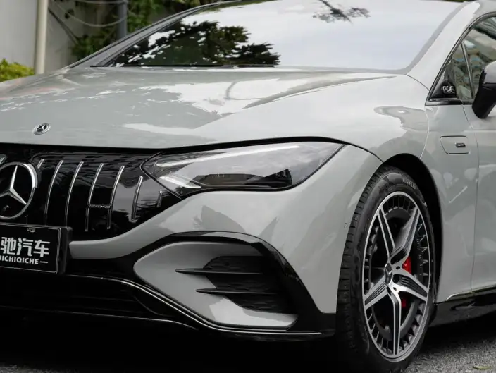 Mercedes-Benz EQE AMG 2023 Model EQE 53 4MATIC+ – фото 10