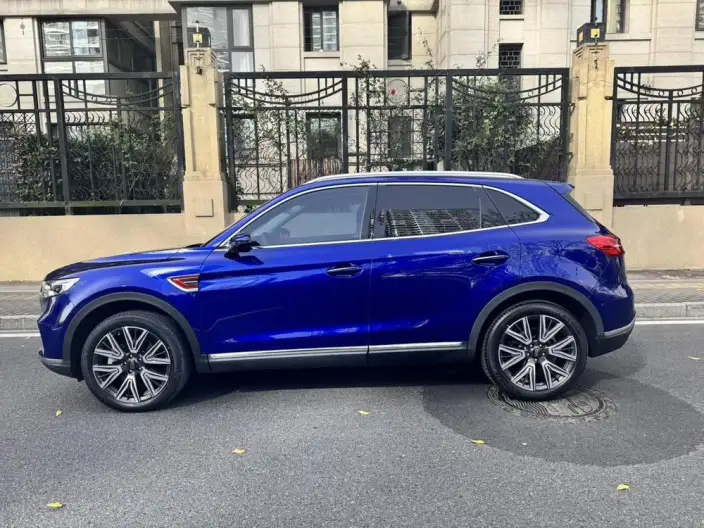 Hongqi HS5 2022 Model 2.0T Smart Flag Enjoy 4WD Edition