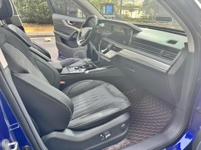 Hongqi HS5 2022 Model 2.0T Smart Flag Enjoy 4WD Edition – фото 8