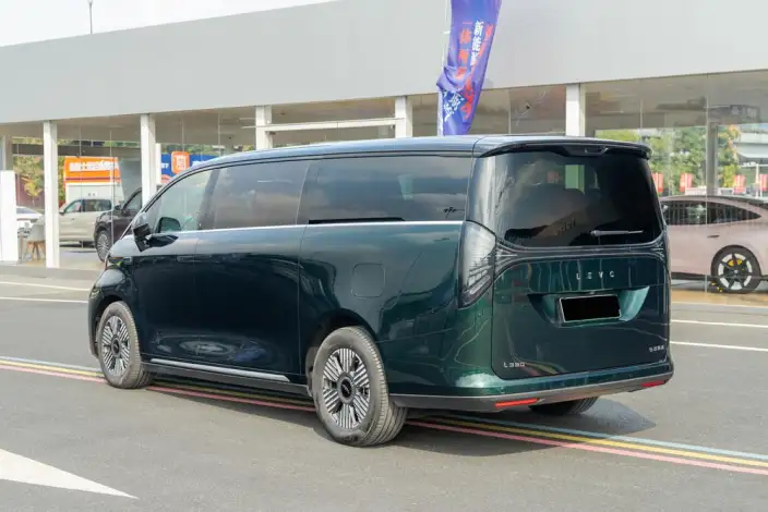 L EV C L380 2024 Model 140kWh 6 seat 4WD Ultra – фото 5