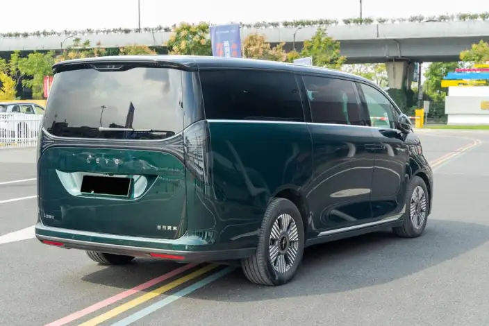 L EV C L380 2024 Model 140kWh 6 seat 4WD Ultra – фото 7
