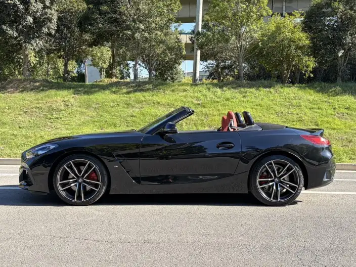 BMW Z4 2023 Model sDrive 25i M Sports Night Set – фото 3