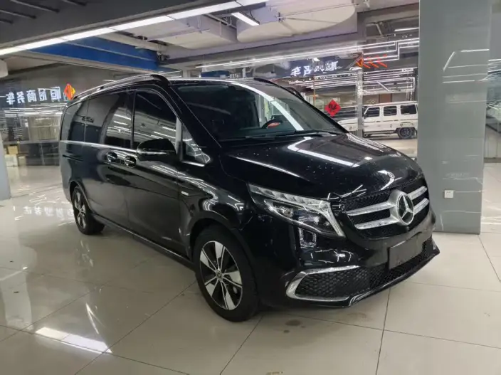Mercedes-Benz V-Class 2022 Model V 260 Premium Edition – фото 3