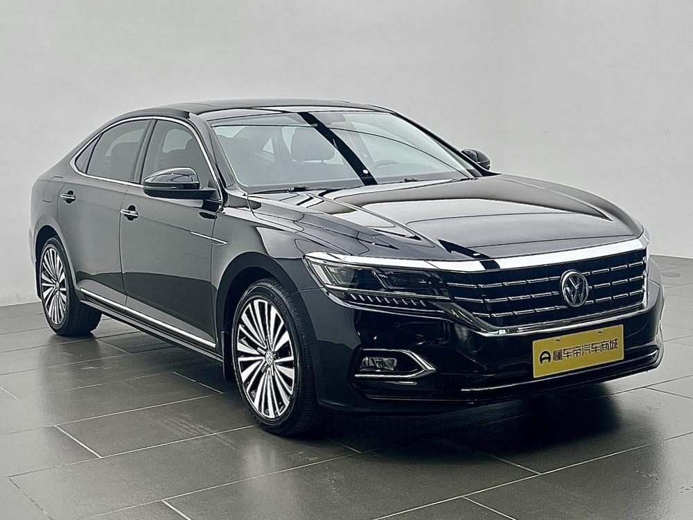Volkswagen Passat Модель 2019 года 330TSI Deluxe Edition Country VI – фото 3