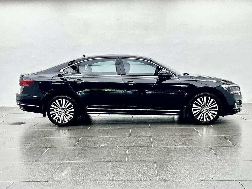 Volkswagen Passat Модель 2019 года 330TSI Deluxe Edition Country VI – фото 8