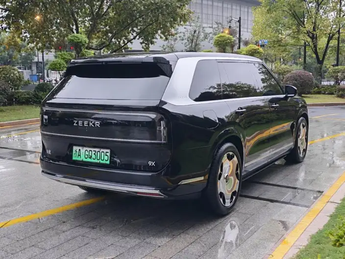 ZEEKR 9X 2025 Model Hyper Edition 70kWh VI seat – фото 7