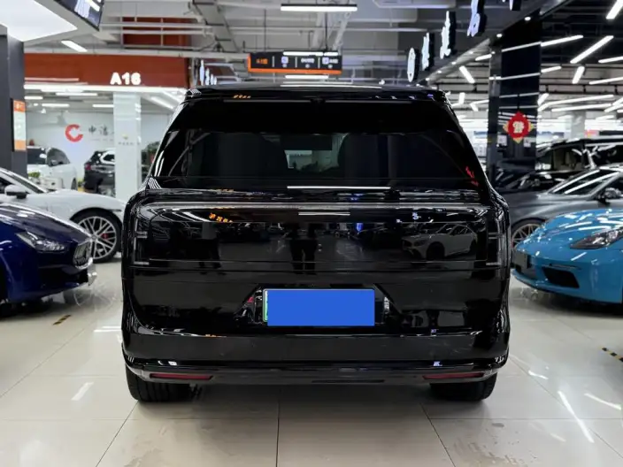 ZEEKR 9X 2025 Model Obsidian Black Edition 70kWh VI seat