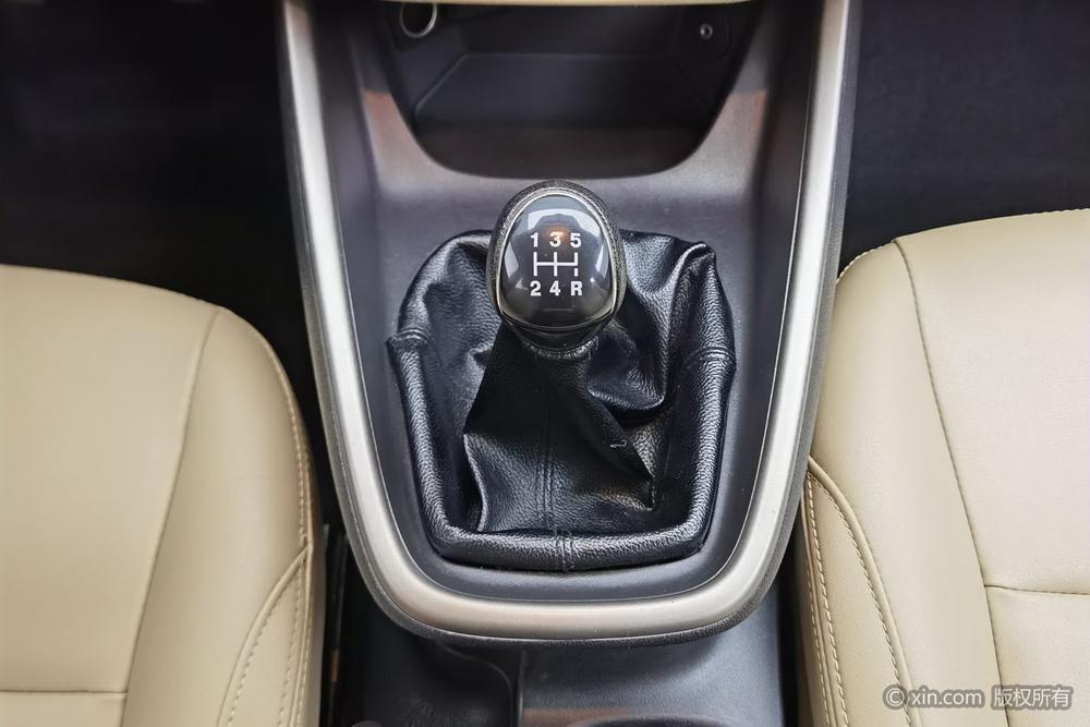Ford Escort 2017 модификация 1.5L Manual Comfort – фото 14