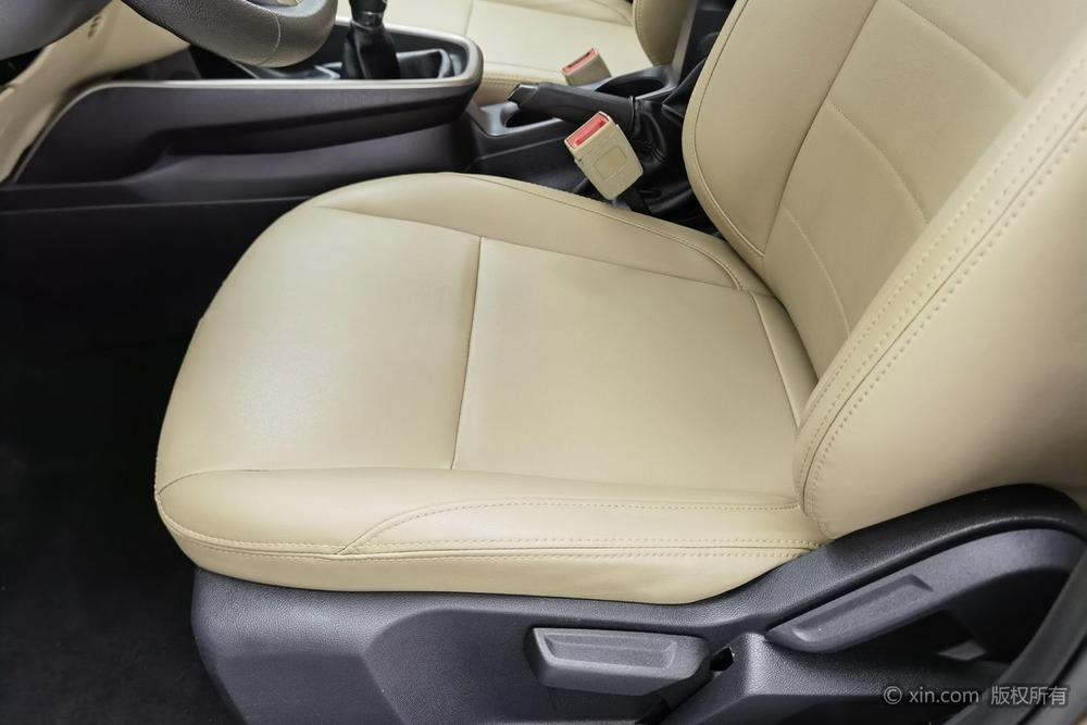Ford Escort 2017 модификация 1.5L Manual Comfort – фото 18