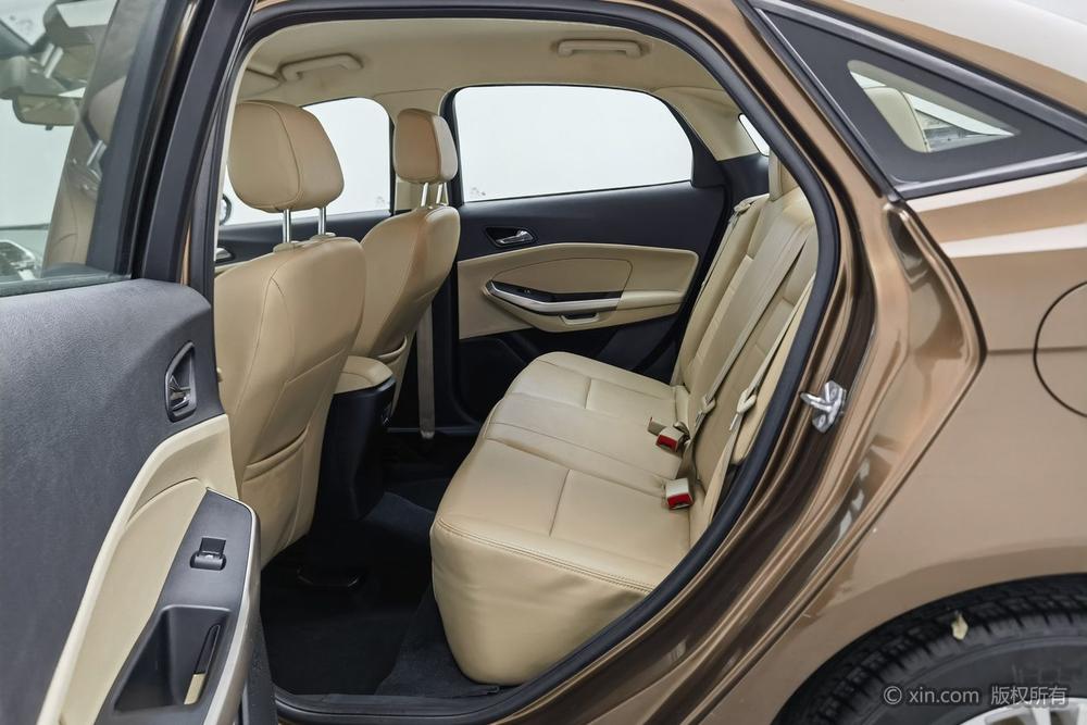Ford Escort 2017 модификация 1.5L Manual Comfort – фото 20