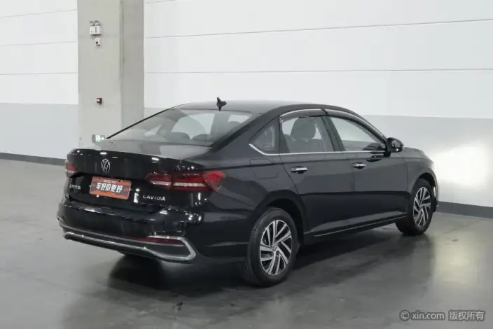 Volkswagen Lavida 2023 Model Facelift 1.5L Automatic Five million editions – фото 4
