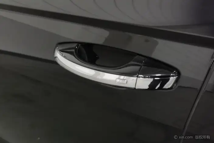 Volkswagen Lavida 2023 Model Facelift 1.5L Automatic Five million editions – фото 9