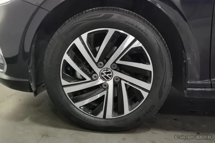 Volkswagen Lavida 2023 Model Facelift 1.5L Automatic Five million editions – фото 10