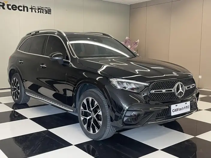 Mercedes-Benz GLC 2023 Model GLC 260 L 4MATIC Luxury Model 7 seat – фото 3