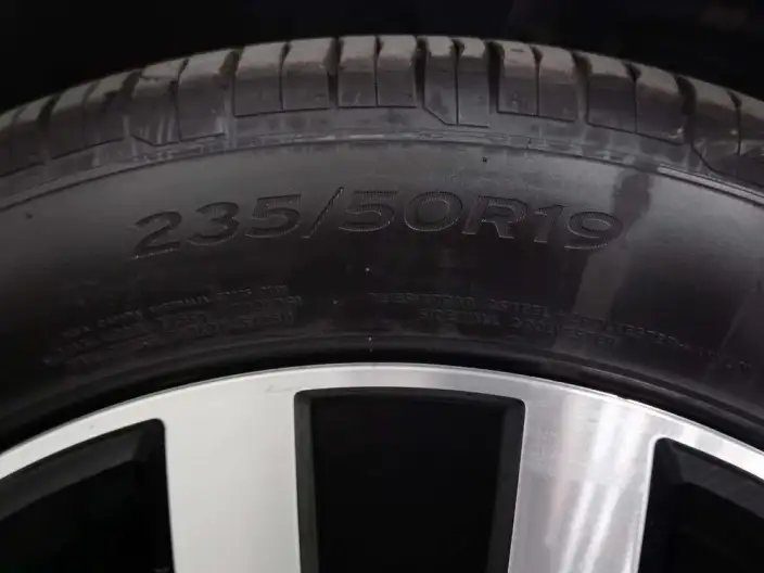 Volkswagen Tiguan L 2023 Model 330TSI 2WD R-Line Enjoy the version more – фото 9