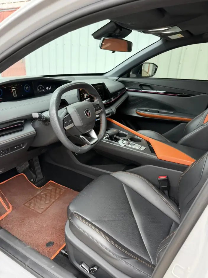 Changan UNI-V 2023 Model 1.5T Noble Model – фото 7