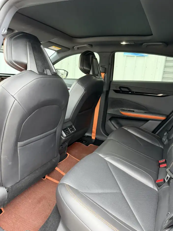 Changan UNI-V 2023 Model 1.5T Noble Model – фото 9