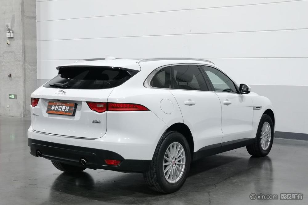 Jaguar F-PACE 2018 2.0T AWD Urban Premium – фото 4