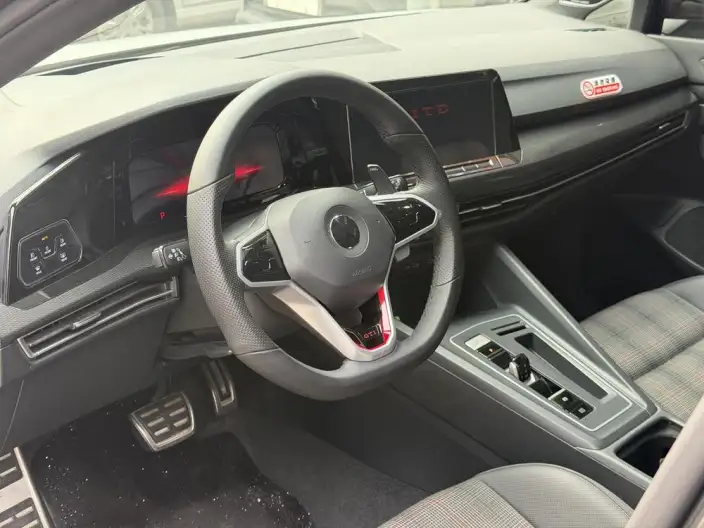 Volkswagen Golf GTI 2021 Model 380TSI DSG GTI – фото 9